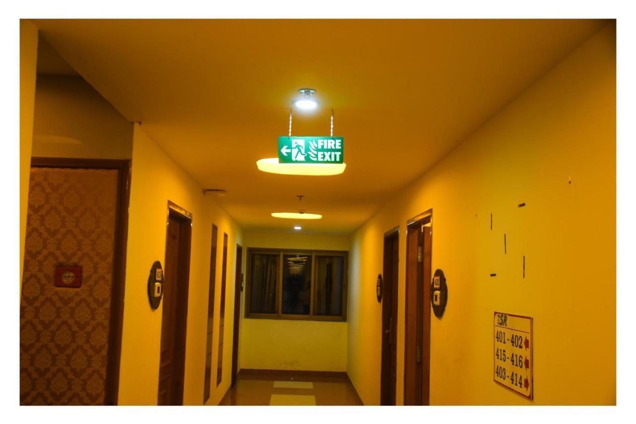 Hotel Sr Tiruchendur Tiruchchendūr Zewnętrze zdjęcie
