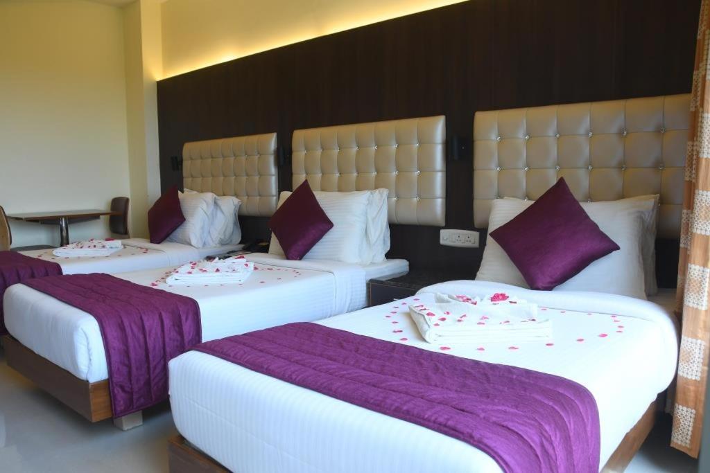 Hotel Sr Tiruchendur Tiruchchendūr Zewnętrze zdjęcie